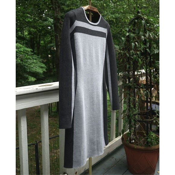 Athleta Omega Wool Grey Colorblock Long Sleeve Dress - Picture 6 of 8